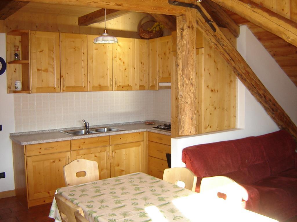 Residenza Domino Aparthotel Selva di Cadore Szoba fotó