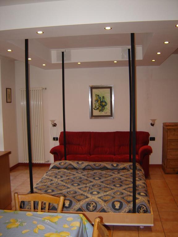 Residenza Domino Aparthotel Selva di Cadore Szoba fotó