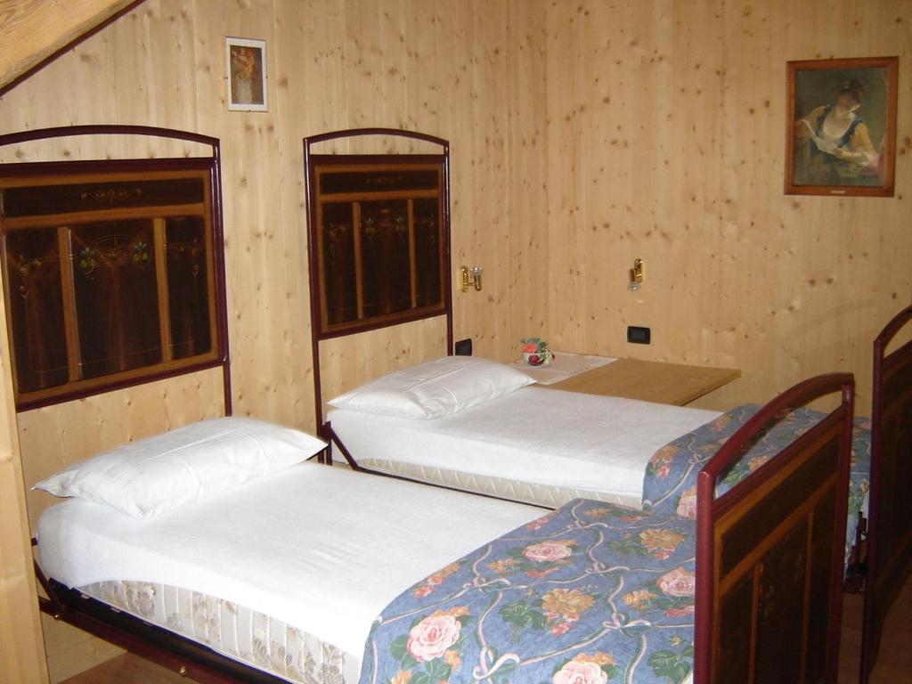 Residenza Domino Aparthotel Selva di Cadore Szoba fotó